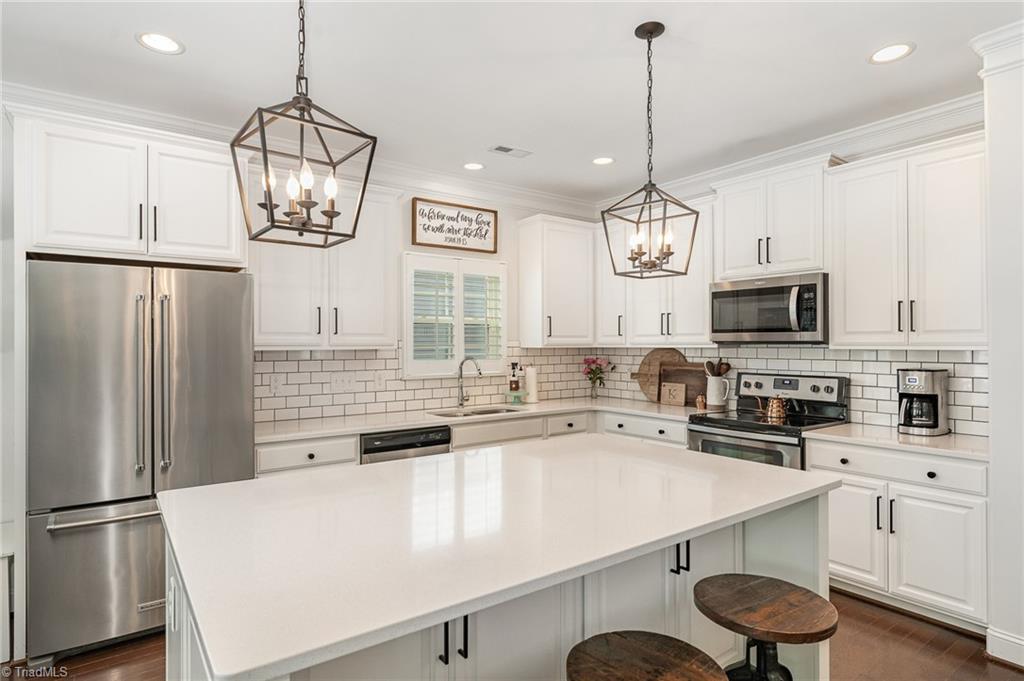 5608 Marblehead Drive