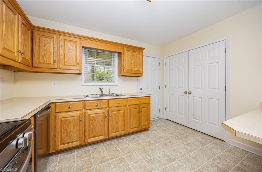 711 Sunset Avenue # B