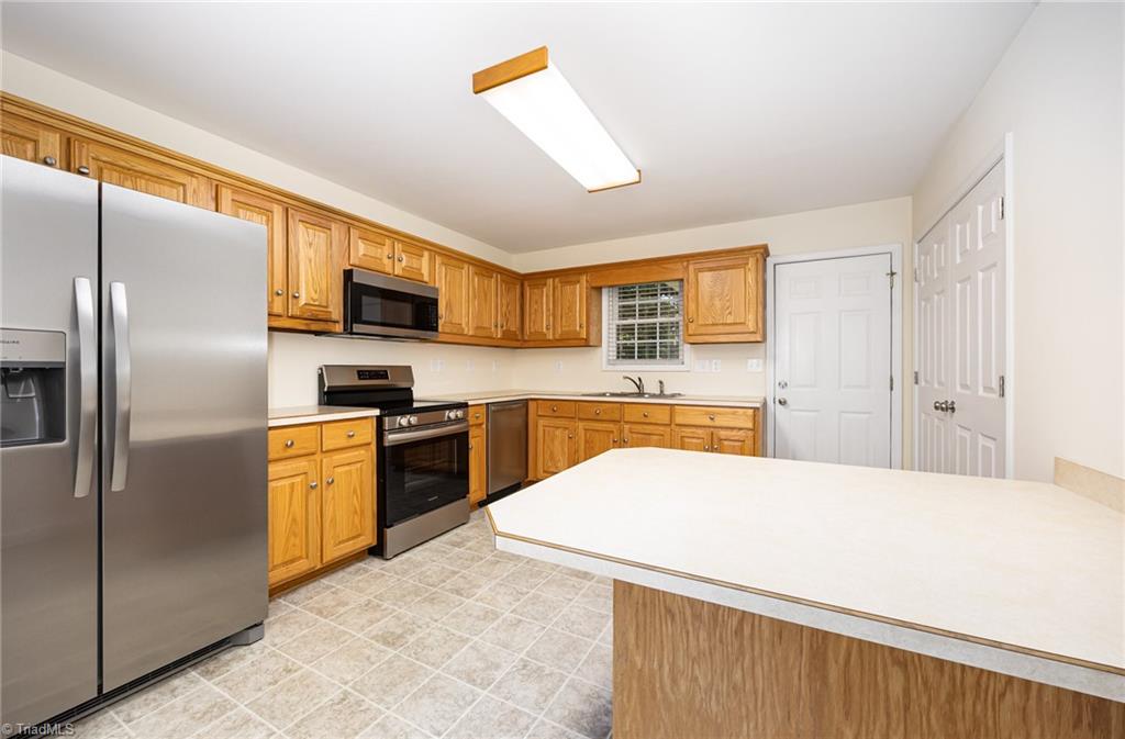 711 Sunset Avenue # B