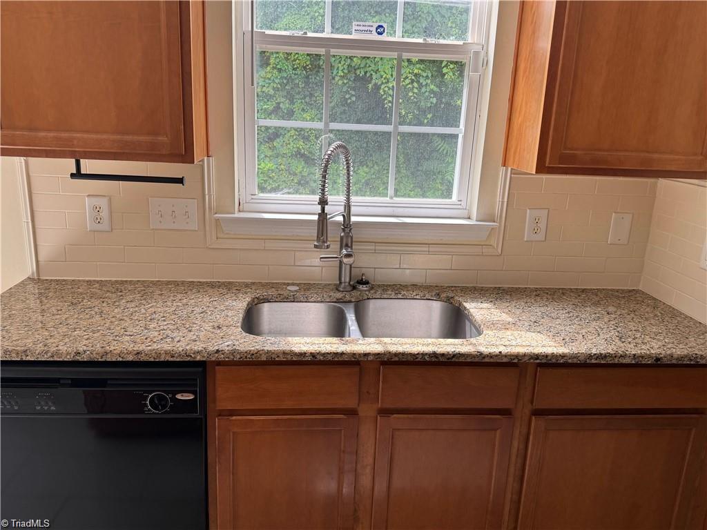 2095 Sage Meadows Drive, Winston-Salem