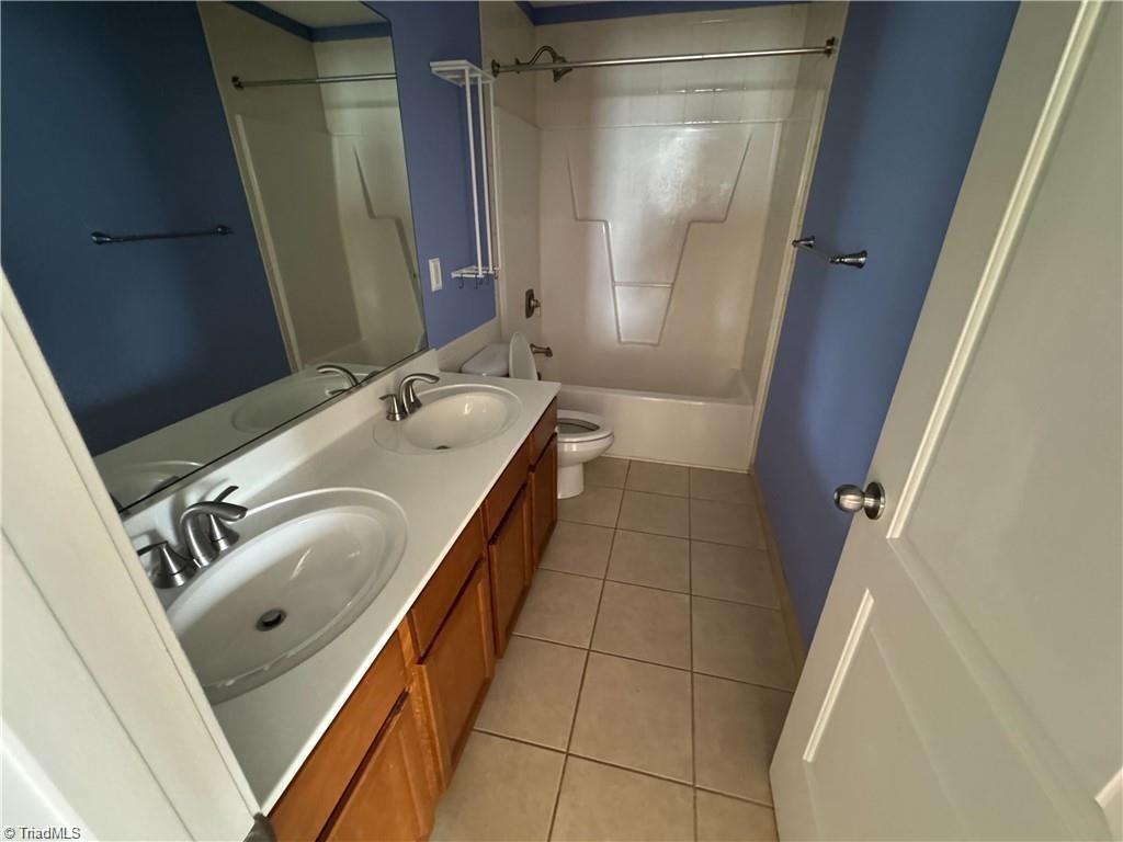 2095 Sage Meadows Drive, Winston-Salem