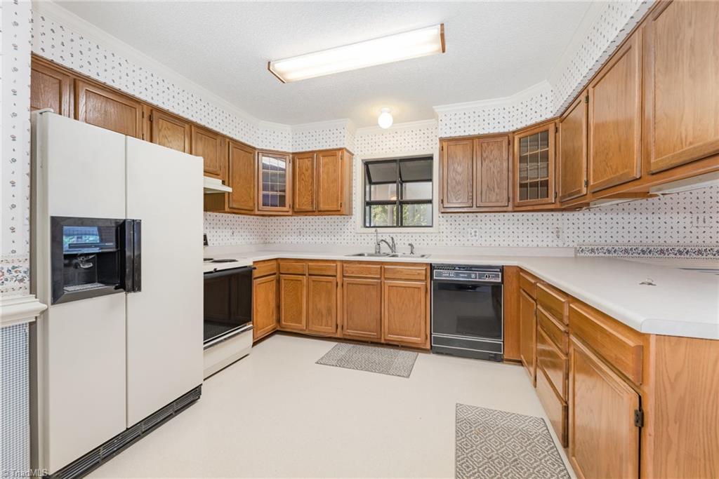 101 Thomas Drake Court