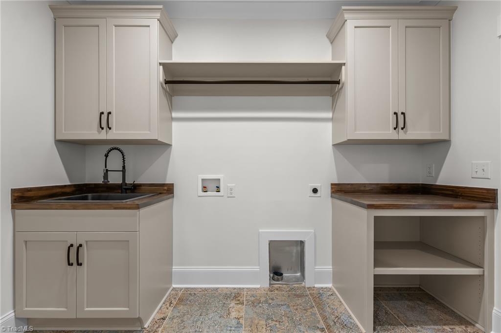 7623 Hawkins Ridge Drive