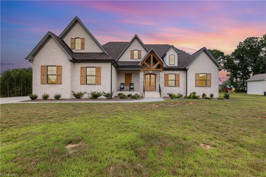 7634 Braelands Drive