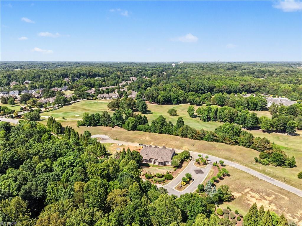 22 Creswell Manor Drive