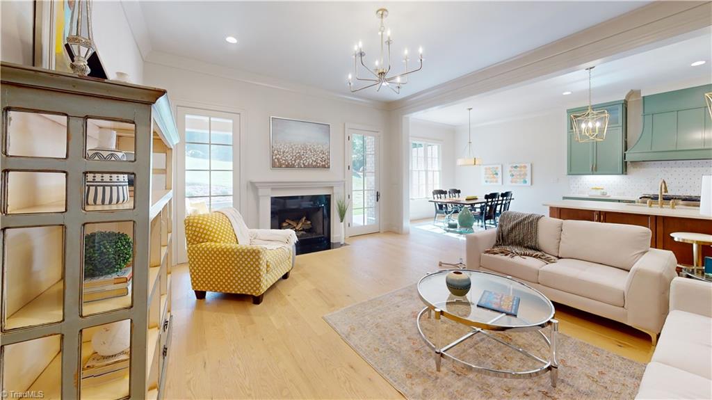 22 Creswell Manor Drive