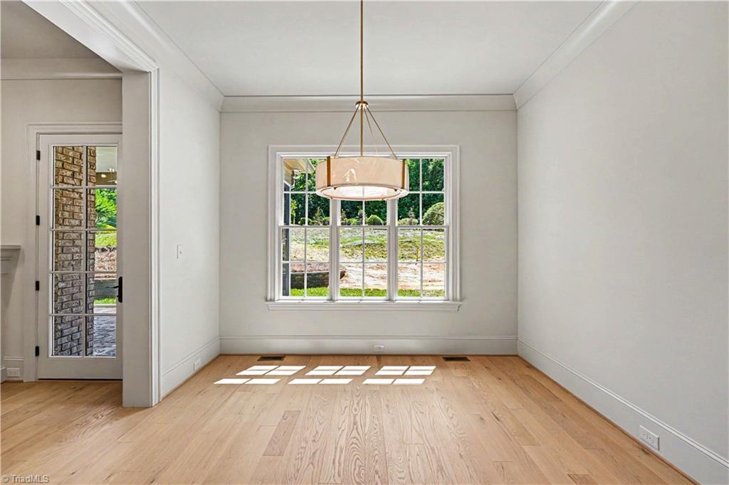 22 Creswell Manor Drive