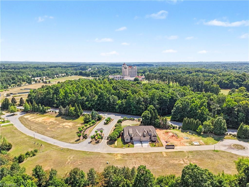 22 Creswell Manor Drive