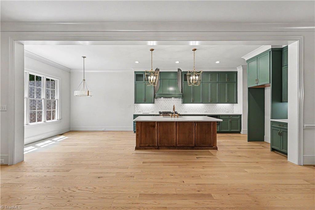 22 Creswell Manor Drive