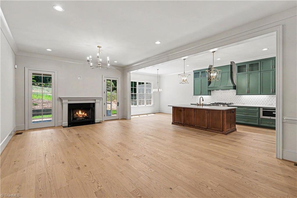 22 Creswell Manor Drive