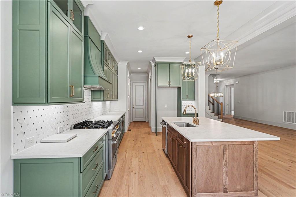 22 Creswell Manor Drive