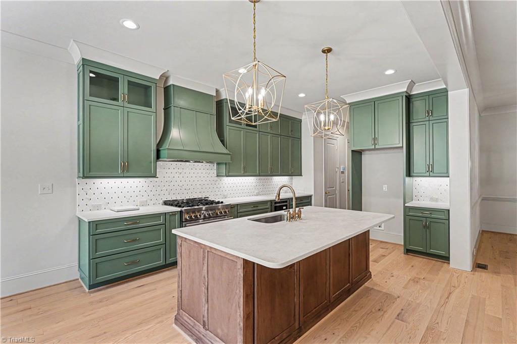 22 Creswell Manor Drive