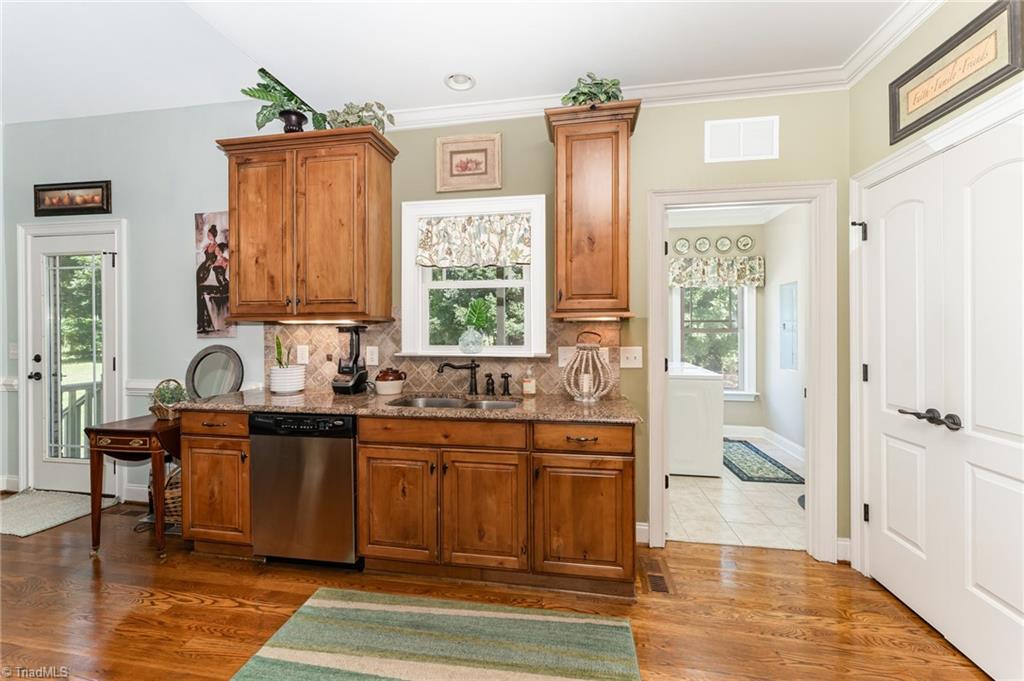 5045 Rocky Springs Court