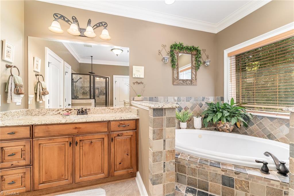 5045 Rocky Springs Court