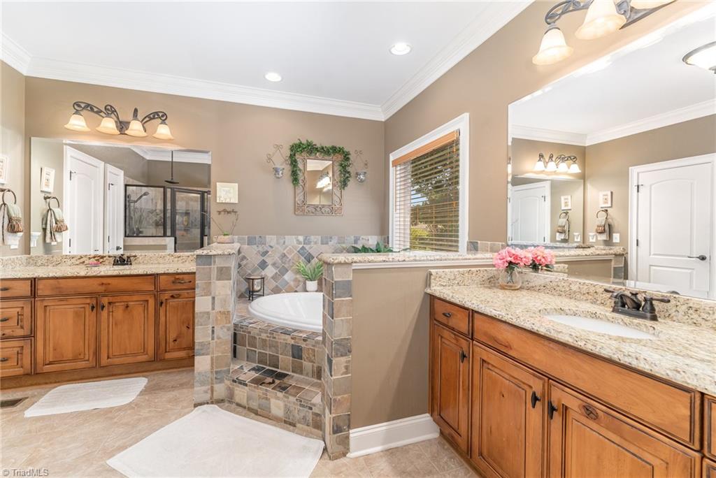 5045 Rocky Springs Court