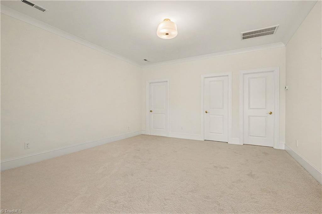 20 Creswell Manor Drive