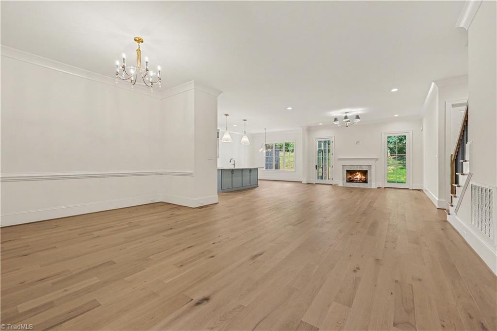 20 Creswell Manor Drive