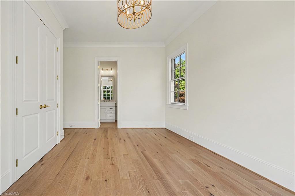 20 Creswell Manor Drive