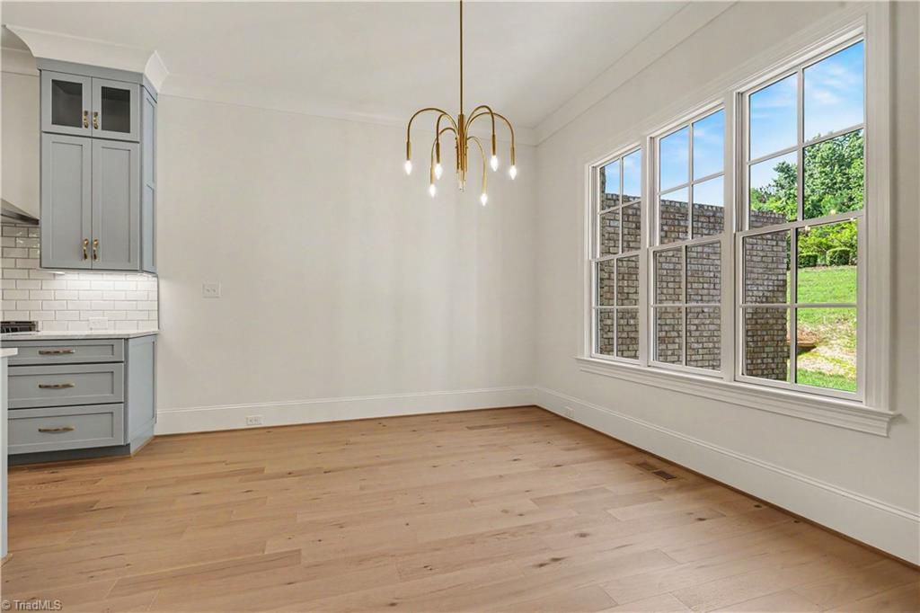 20 Creswell Manor Drive