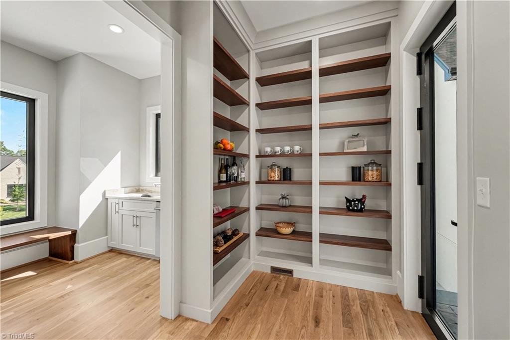 4105 Dunley Court
