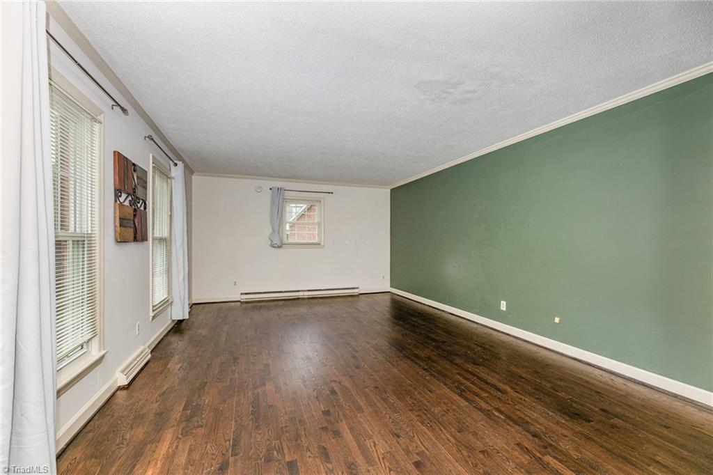 1020 Sweetbriar Road