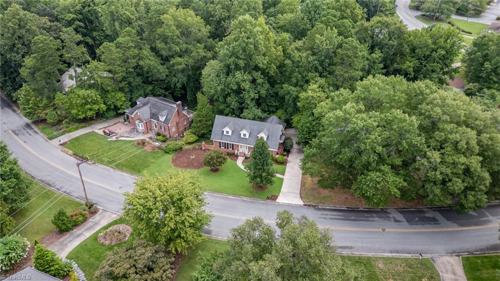 1020 Sweetbriar Road