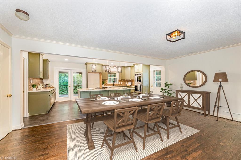 1020 Sweetbriar Road