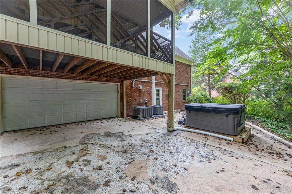 1020 Sweetbriar Road