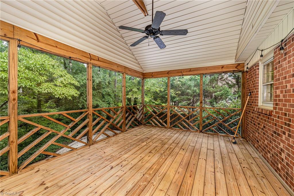 1020 Sweetbriar Road