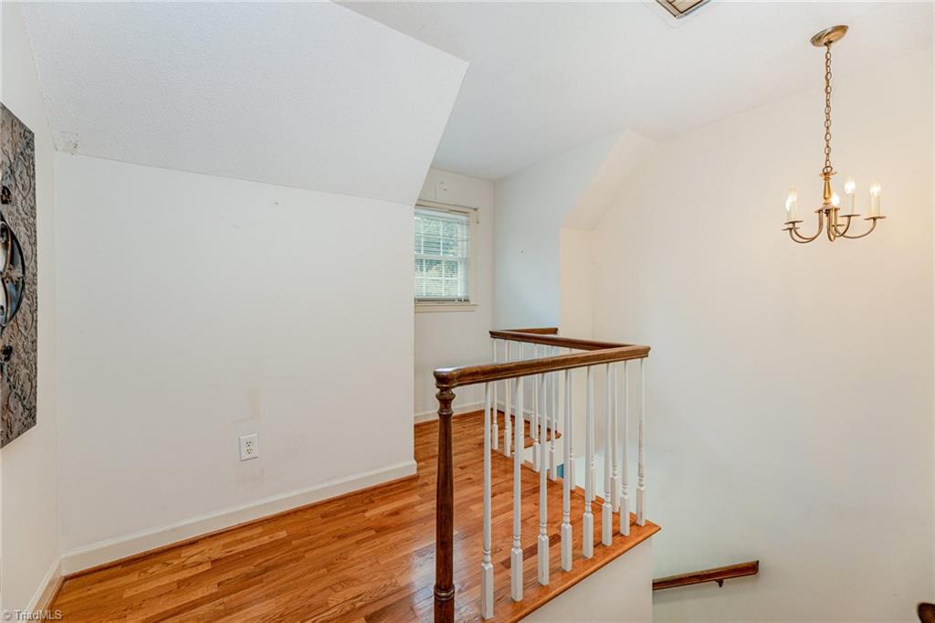 1020 Sweetbriar Road