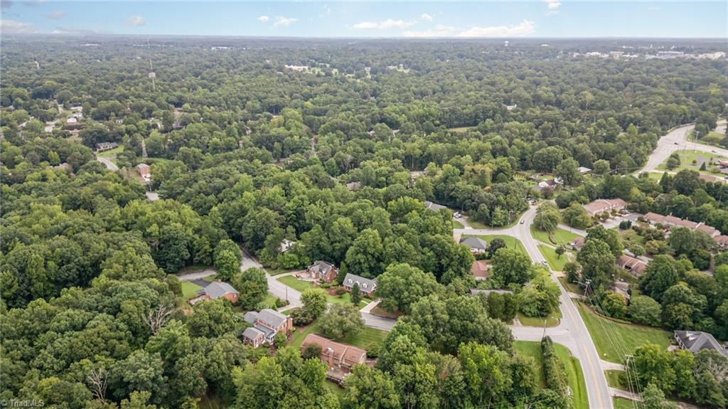 1020 Sweetbriar Road