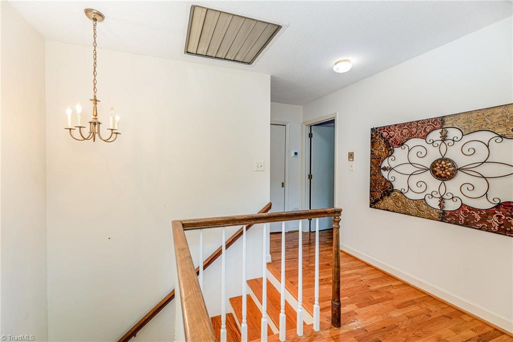 1020 Sweetbriar Road