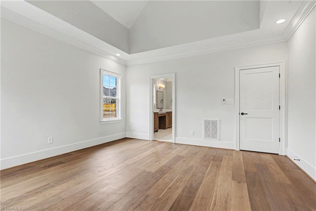 4320 Griffins Gate Lane