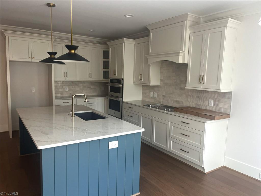 4320 Griffins Gate Lane