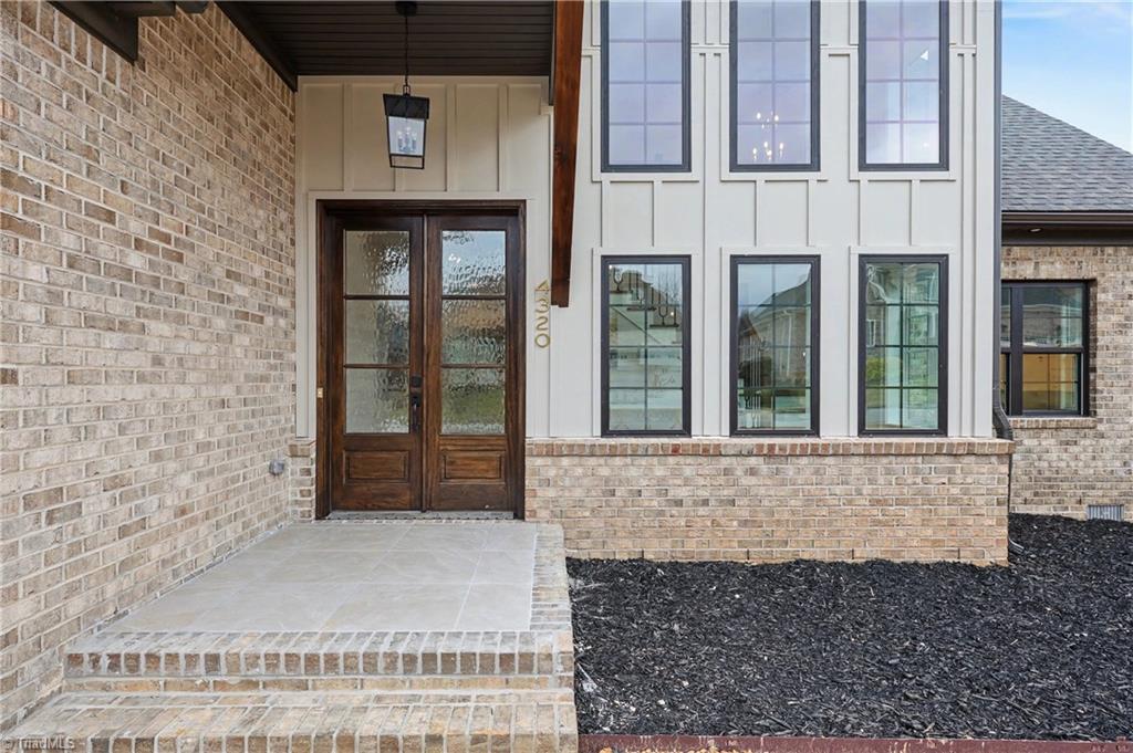 4320 Griffins Gate Lane