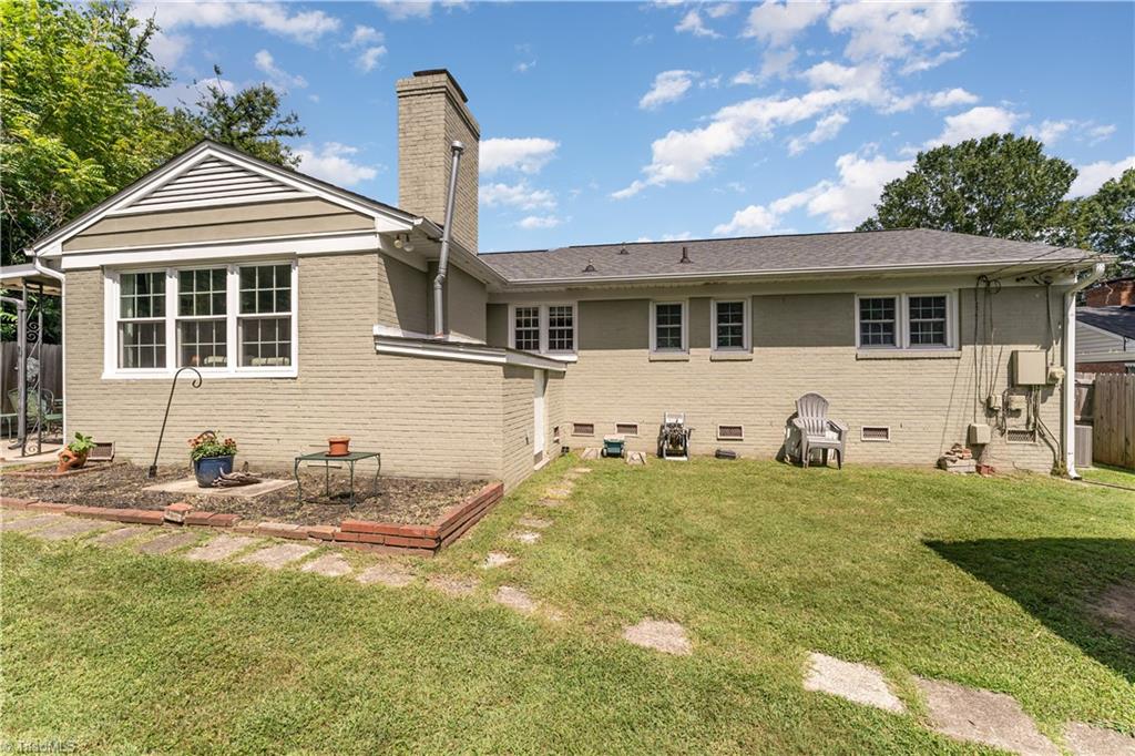 2201 Briarwood Drive