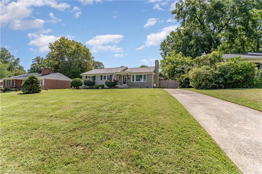 2201 Briarwood Drive
