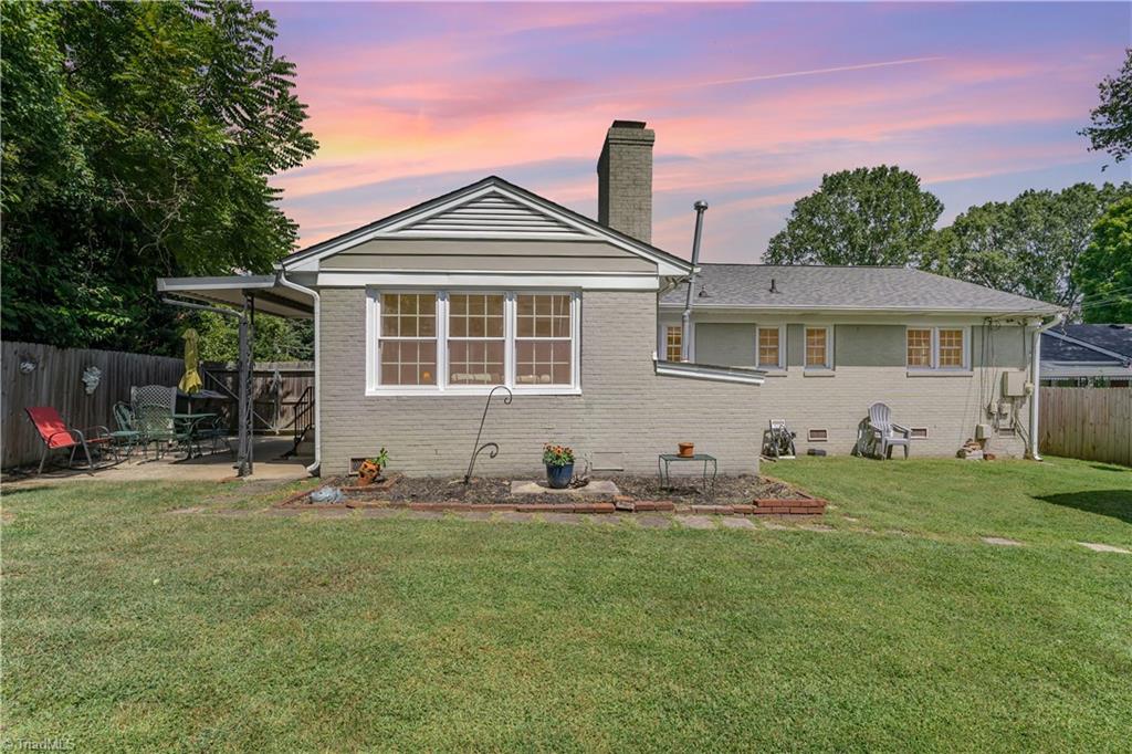 2201 Briarwood Drive