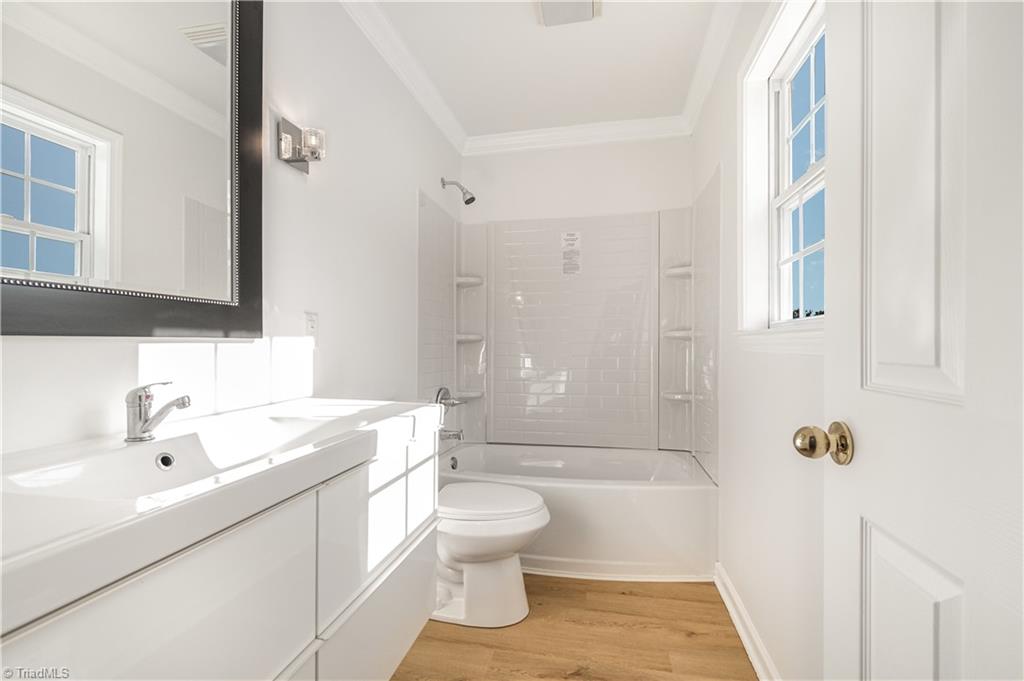 3905 Garden Creek Drive