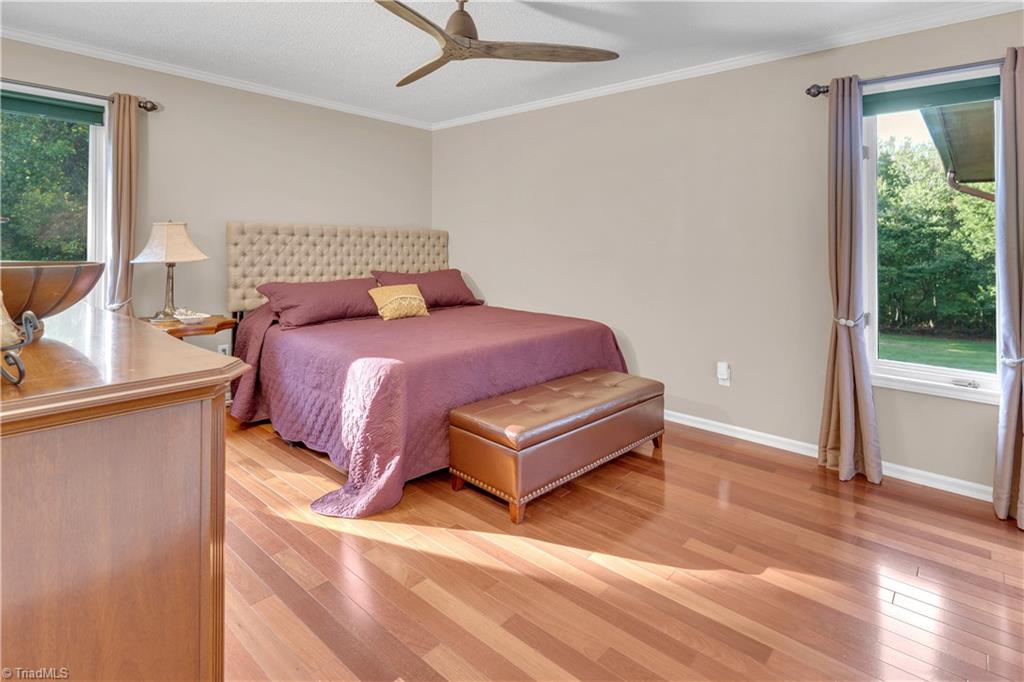 281 Cross Key Road