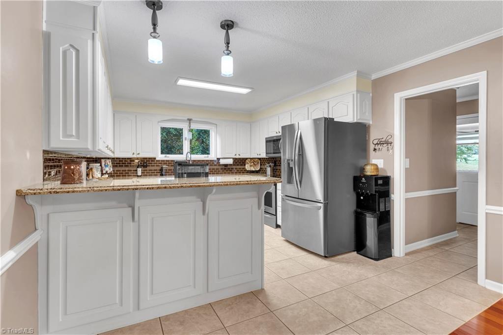281 Cross Key Road