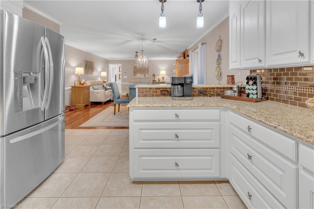 281 Cross Key Road