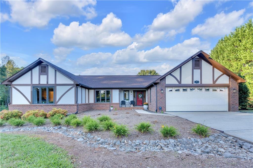 281 Cross Key Road