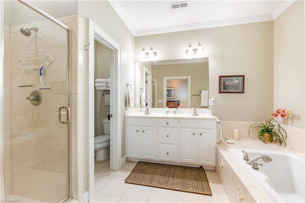 5407 Ridingate Court