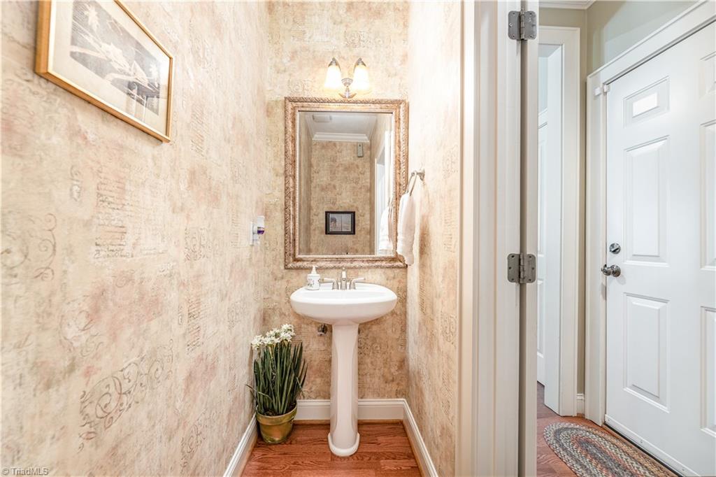 5407 Ridingate Court