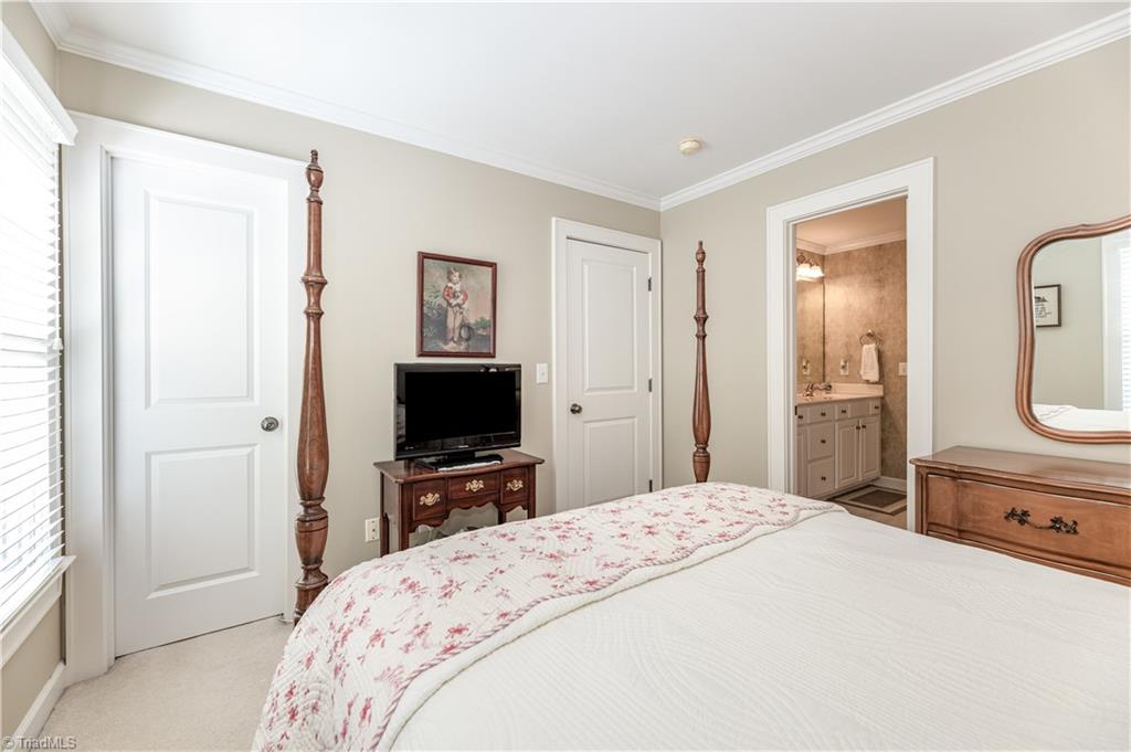 5407 Ridingate Court