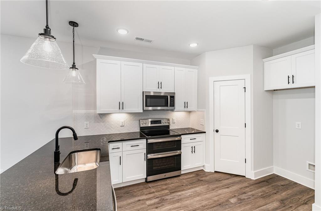 3606 Bridleton Ridge Trail