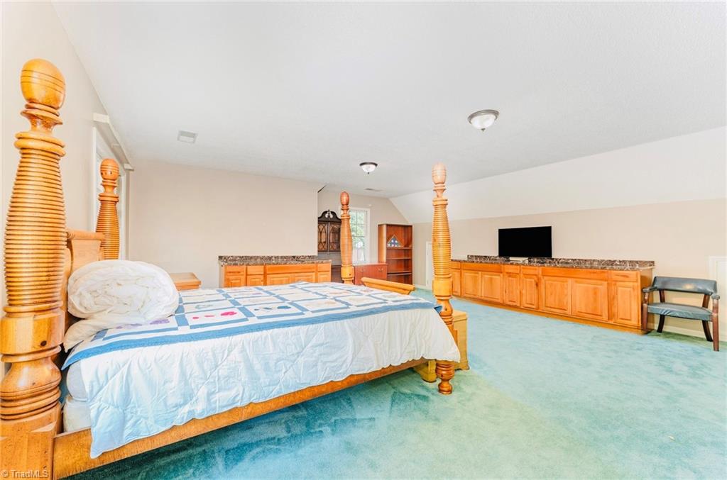 4303 Quail Canyon Court, Greensboro