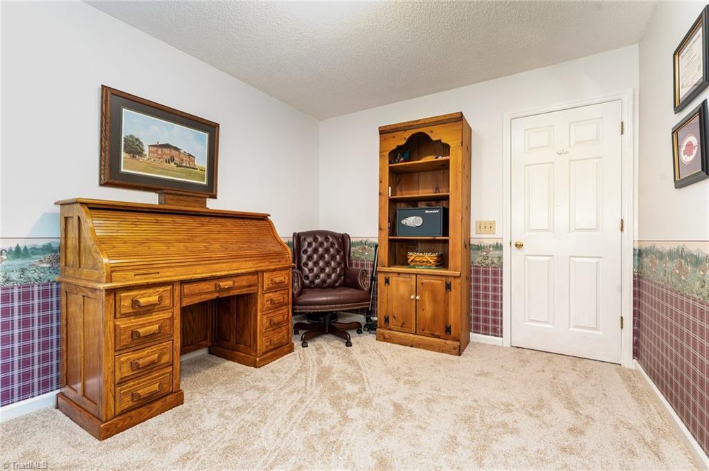 4303 Quail Canyon Court, Greensboro