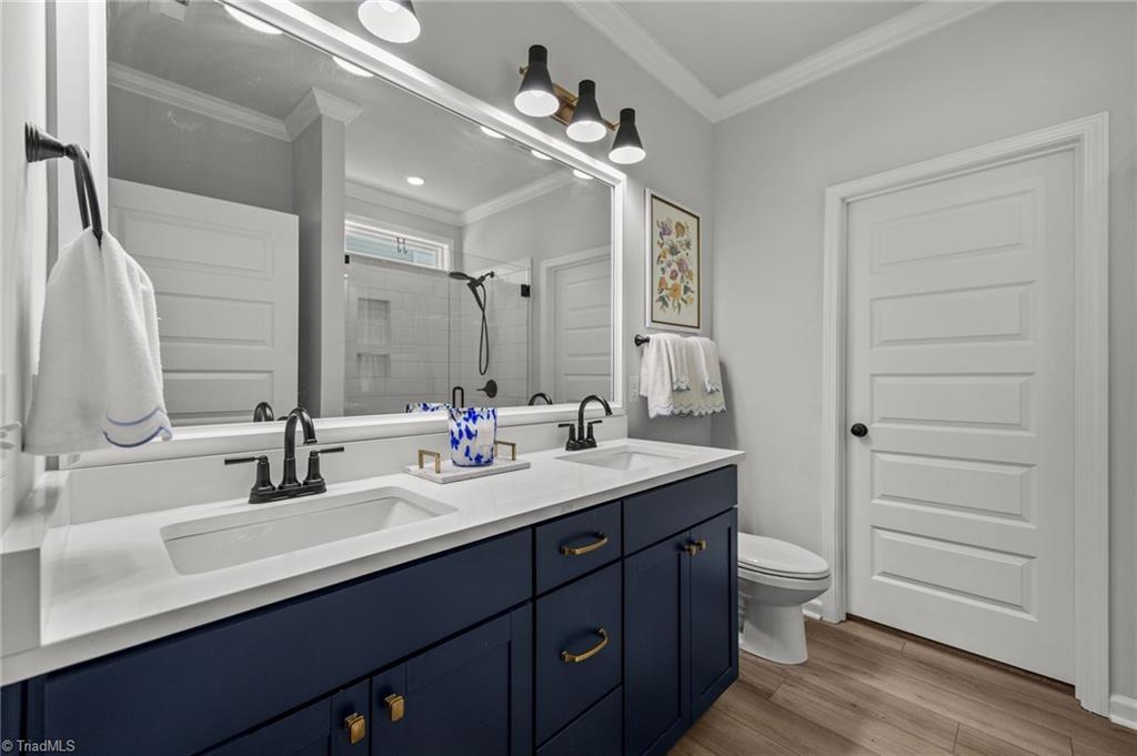 7267 Huntgate Drive, Kernersville